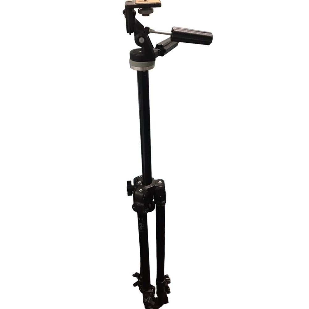 Bogen Manfrotto 3211 Professional Camera Tripod 24-67” anodized legs /3029 Head
